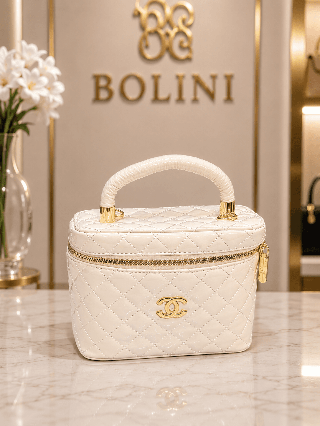 CHANEL VANITY CASE BAG thumbnail 3
