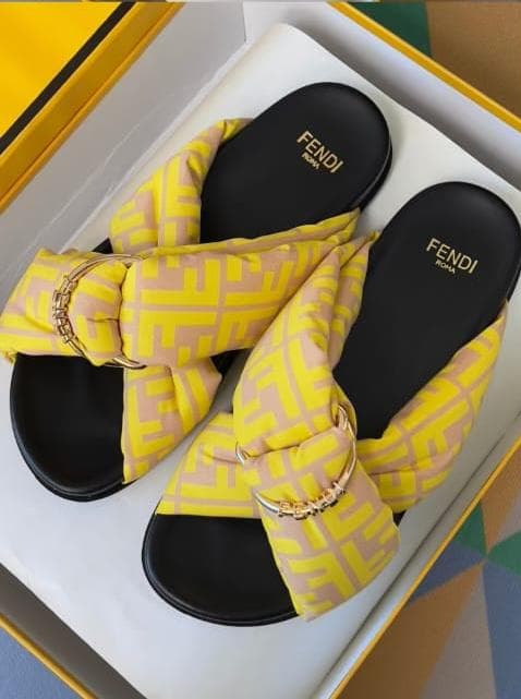 FENDI slippers