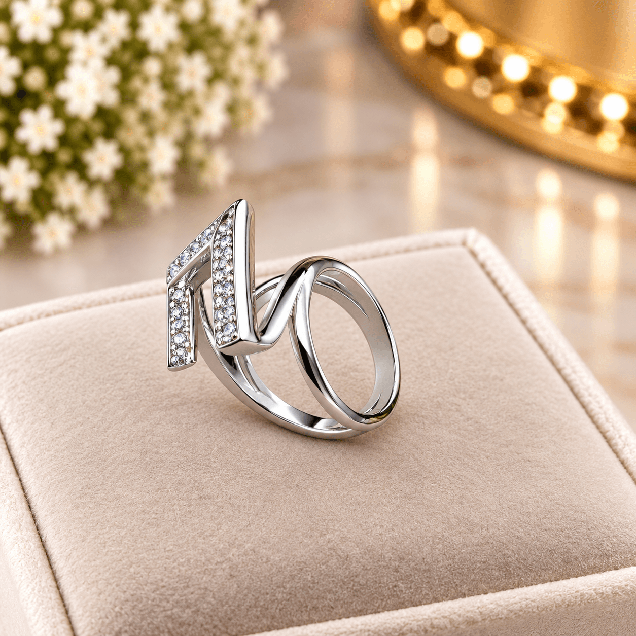 SILVER INTERLOCK RING